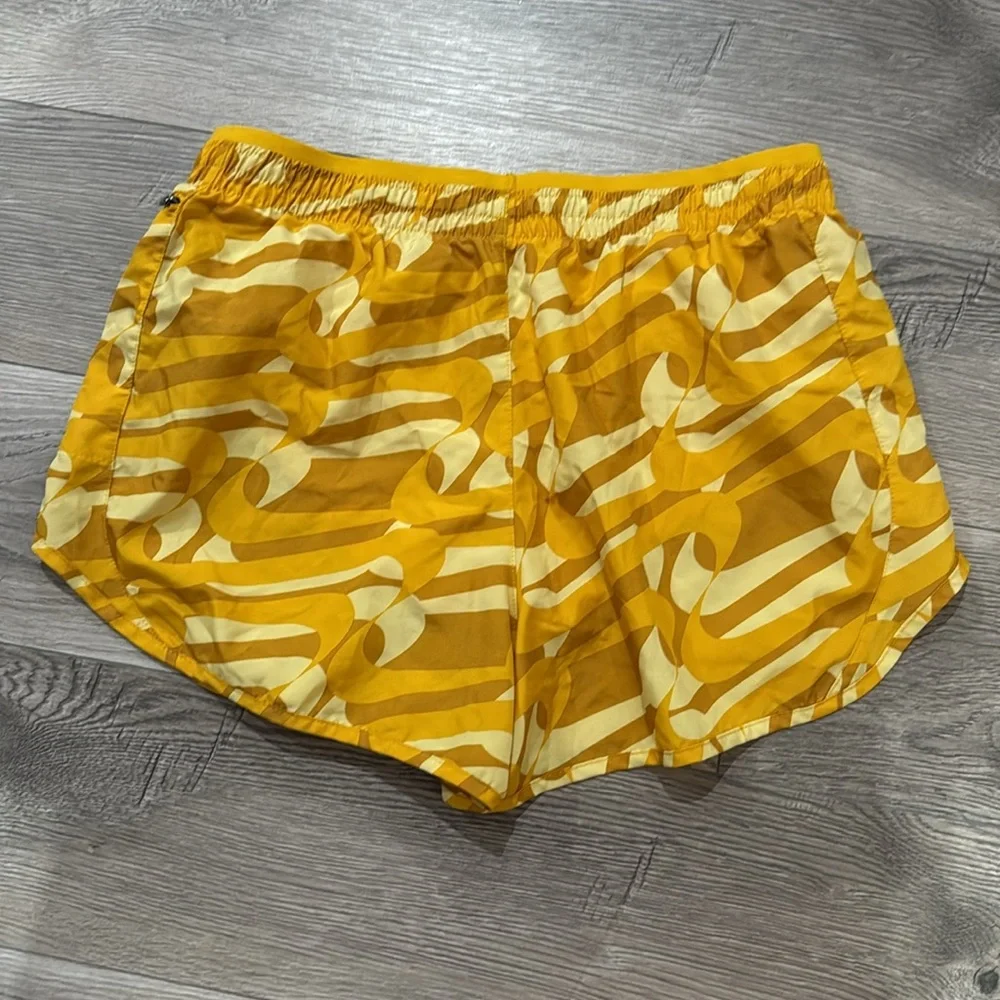 Nike Dri-Fit Icon Clash Tempo Luxe Running Shorts‎ - 2 pairs - size medium